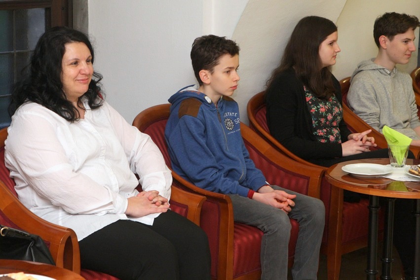 21_sprejem_ucencev_ki_so_se_udelezili_mednarodnega_tekmovanja_nrovan