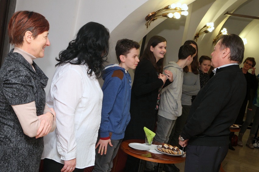 8_sprejem_ucencev_ki_so_se_udelezili_mednarodnega_tekmovanja_nrovan